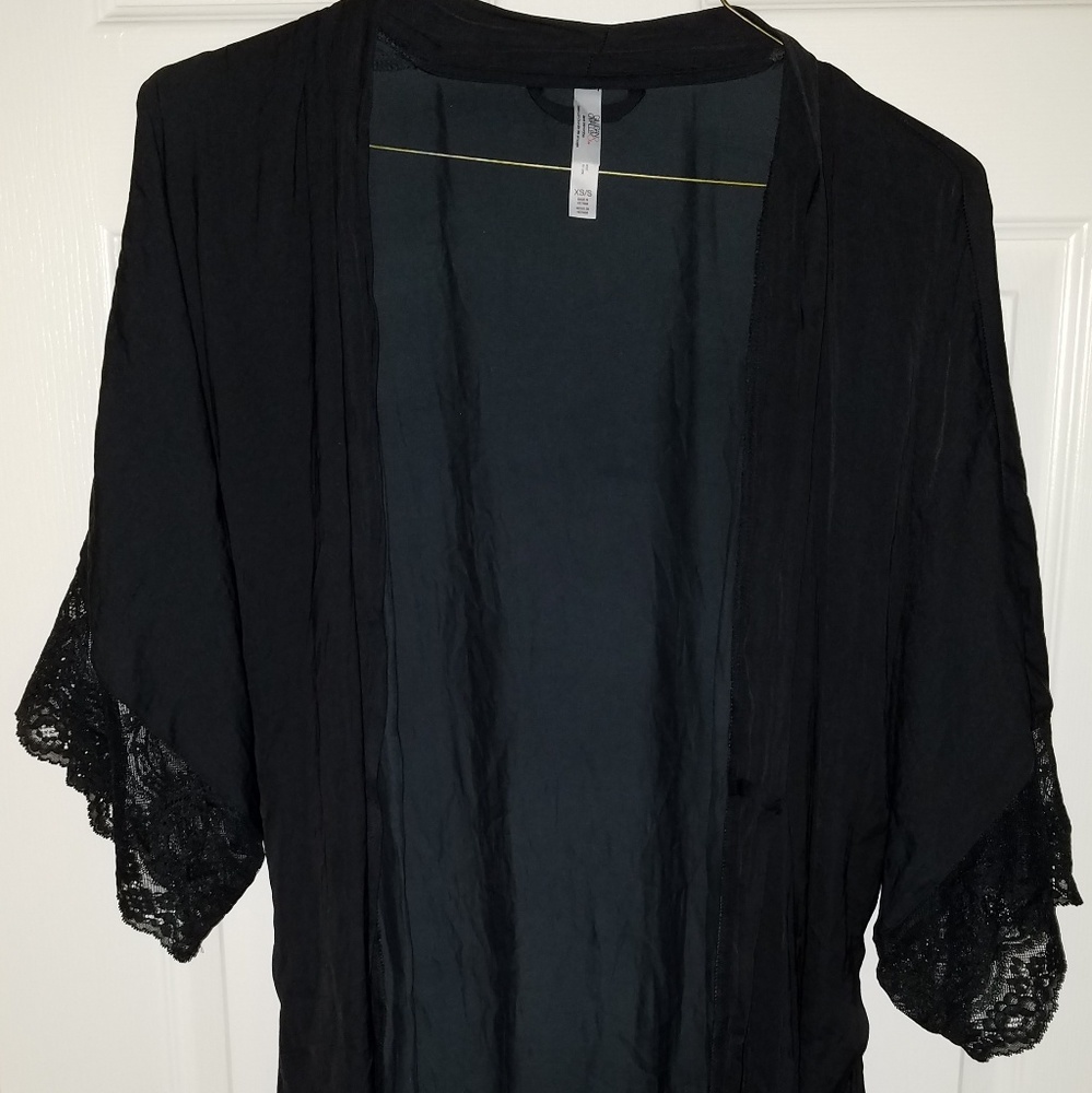 Satin & Lace Short Robe